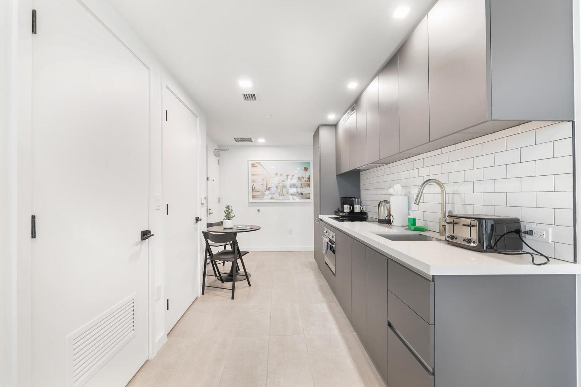 227 Condominium By Ionica Apartamento